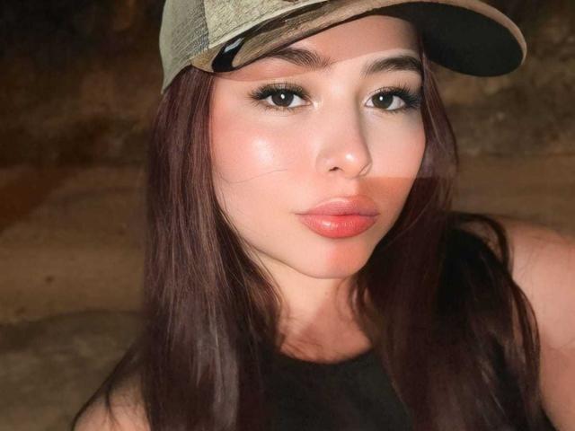 DaphneWalker - Live sex cam - 23997137