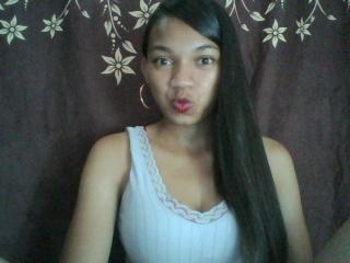 NaomiSunny - Live sex cam - 24002273
