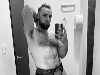 YarchWolf - Live sex cam - 24002901