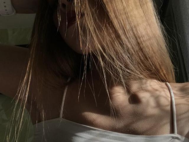 AriwowBerry - Sexe cam en vivo - 24004205