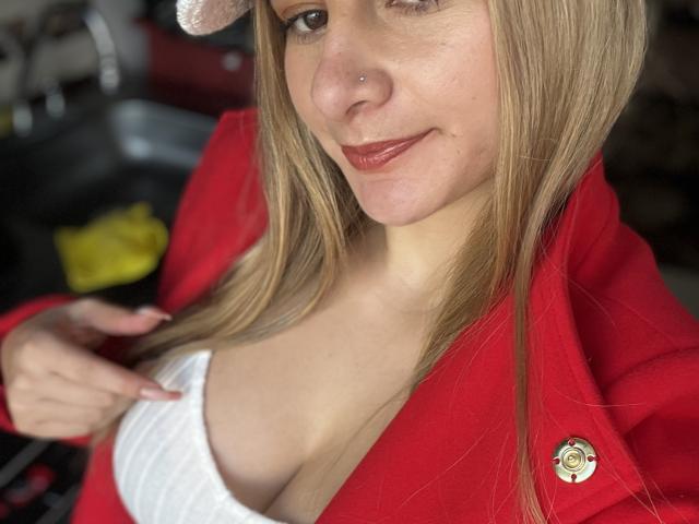 AtheneaRossi - ライブポルノ&amp;セックスカム - 24008885