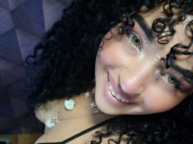 SofiaCowperX - Sexe cam en vivo - 24010237