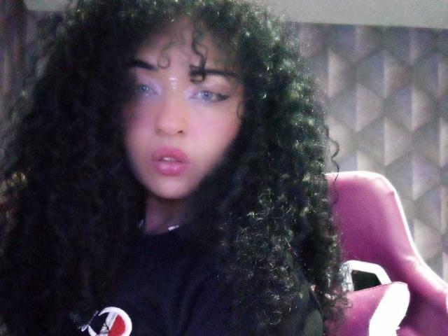 SofiaCowperX - Sexe cam en vivo - 24010261