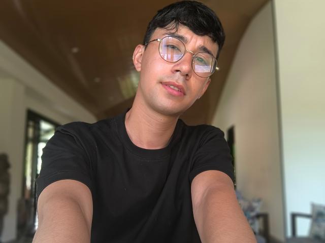 OliverHot69 - Sexe cam en vivo - 24011585