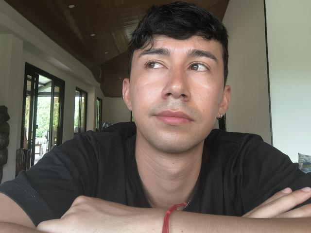 OliverHot69 - Sexe cam en vivo - 24011605