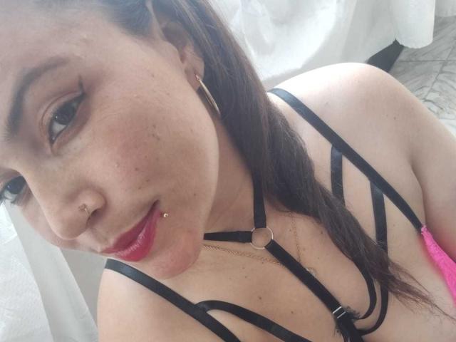 Vennus69 - Live sex cam - 24011613