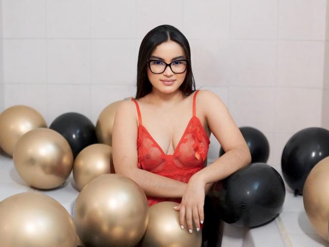 MiiaPalmer - Live sex cam - 24012861