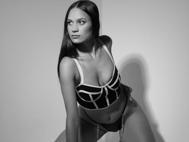 AuroraCarillo - Live sex cam - 24013717