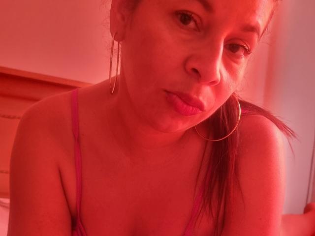 TitsNatasha - Sexe cam en vivo - 24017201