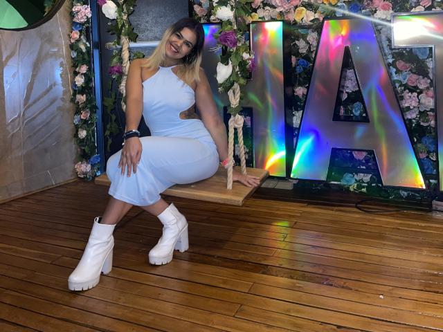 TarahDustin - Live porn &amp; sex cam - 24017853