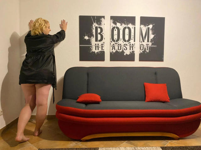 German-Blondie-hot - Live sex cam - 24021109