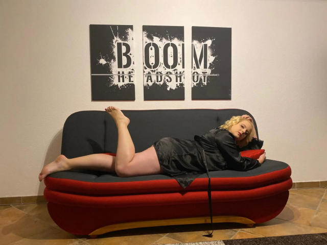 German-Blondie-hot - Sexe cam en vivo - 24021117