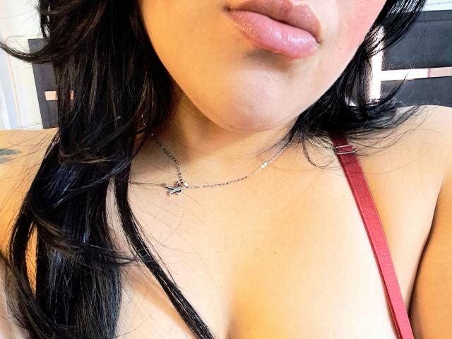 VivianaThomson - Live porn &amp; sex cam - 24022005