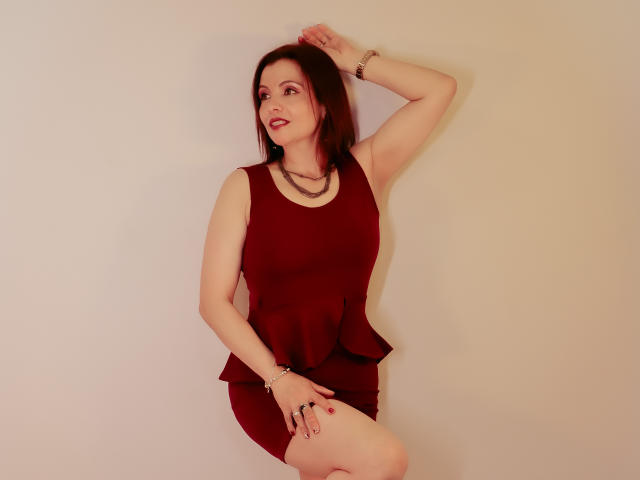 MilenaHott69 - Sexe cam en vivo - 24022241