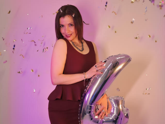 MilenaHott69 - Live sex cam - 24022313