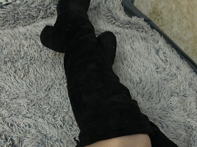 MoonLiza - Live sexe cam - 24023021