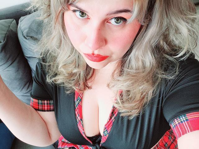 Akkanee - Live sex cam - 24023929