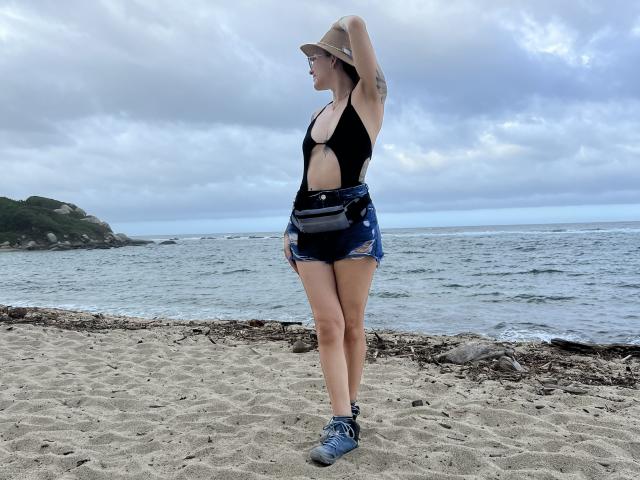 LyssaRou - Live Sex Cam - 24027437