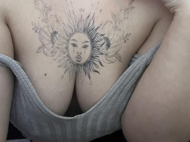 DiLaria - Live sex cam - 24029829