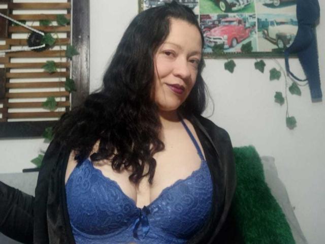 CharloteEzra - Live sexe cam - 24033285