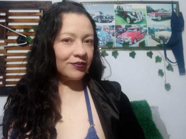 CharloteEzra - Live porn &amp; sex cam - 24033309