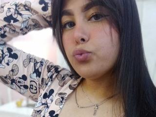 BrianaRogers - Live Sex Cam - 24034813