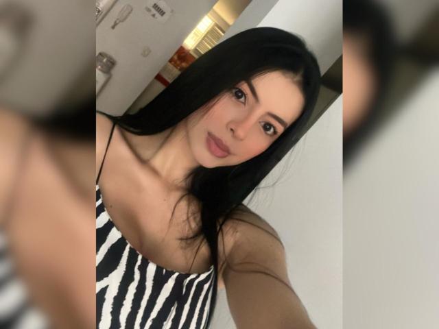 IsabellaJames - Live porn &amp; sex cam - 24035149