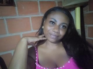 LeylaAniston - Sexe cam en vivo - 24040813