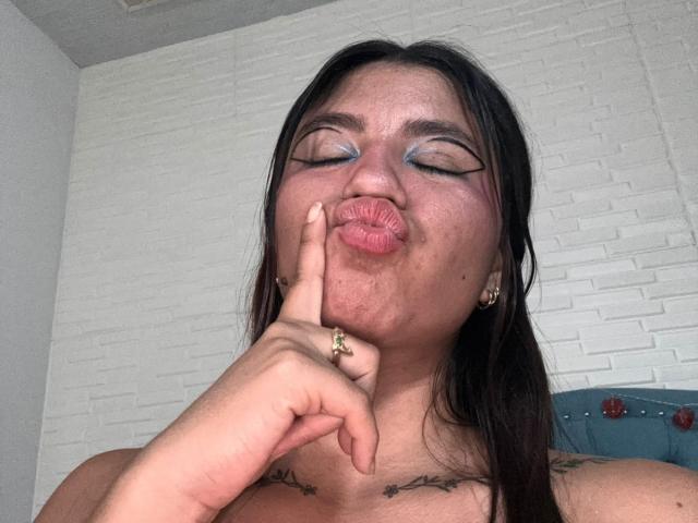 ValeryCoox - Live sex cam - 24043301