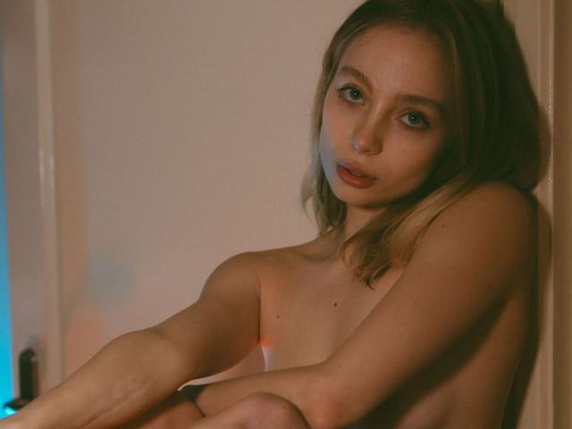 LisaMetalHoney - Sexe cam en vivo - 24044417