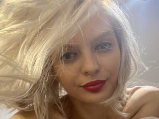 DouceAmelia - Live porn &amp; sex cam - 24045297