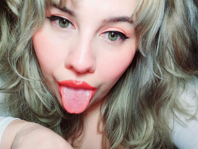 Akkanee - Live sex cam - 24046145