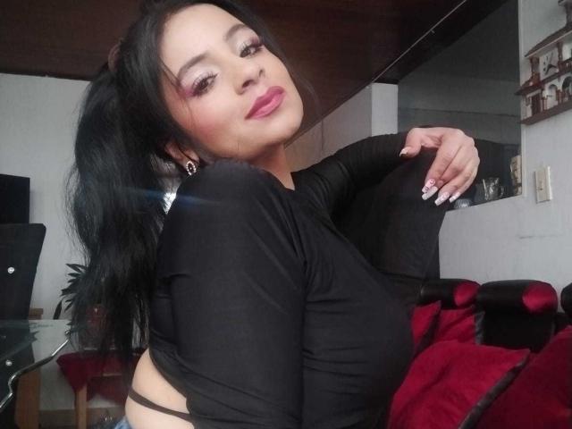 AntonellaFernandez - Live porn &amp; sex cam - 24046197