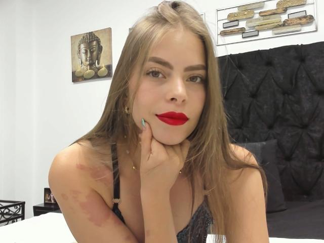 AnnaFer - Live porn &amp; sex cam - 24051001