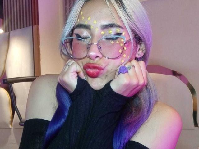 LunaMjs - Live Sex Cam - 24054813