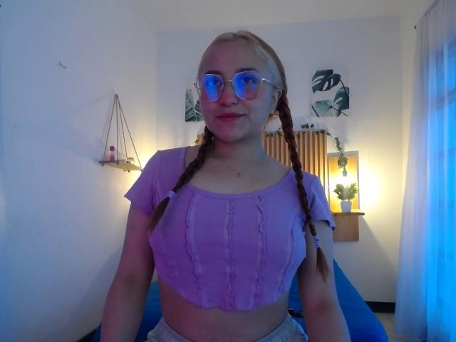 SlavicaX - Live porn &amp; sex cam - 24056329