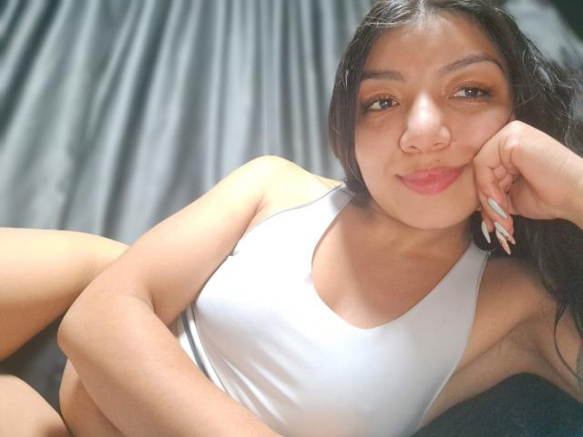 IbbyeMoreau - Live sex cam - 24058469