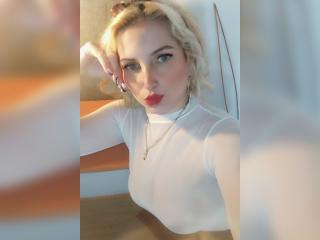GiuliaAddams - Live porn & sex cam - 24059693