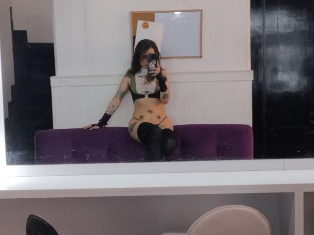 AmySpider - Live sexe cam - 24066001