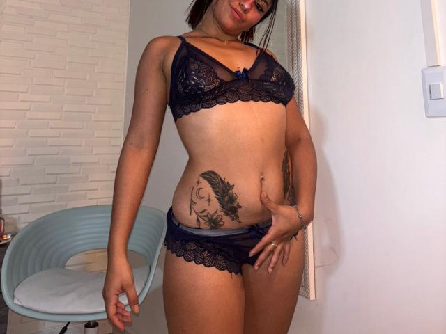 ValeryCoox - Live porn &amp; sex cam - 24069145