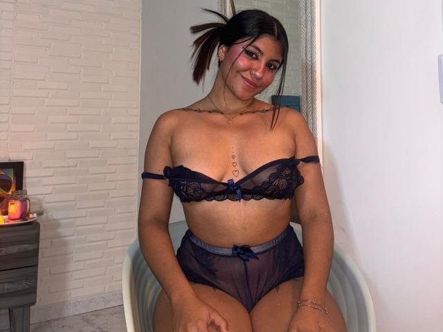 ValeryCoox - Live porn &amp; sex cam - 24069157