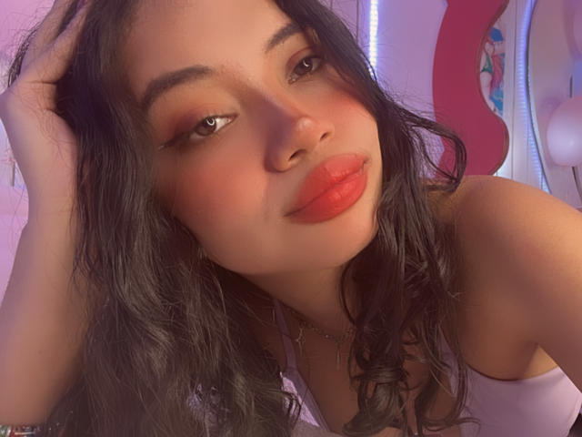 LiliMays - Live porn &amp; sex cam - 24072189