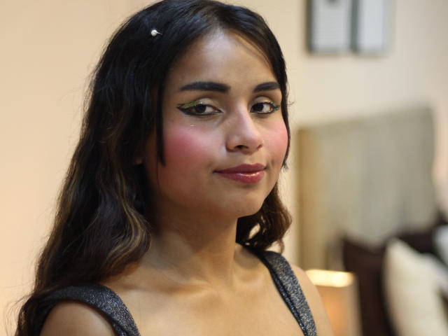 LucyPetersen - Live porn &amp; sex cam - 24072281