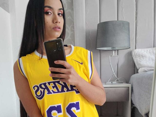MacarenaColleman - Live sex cam - 24073305