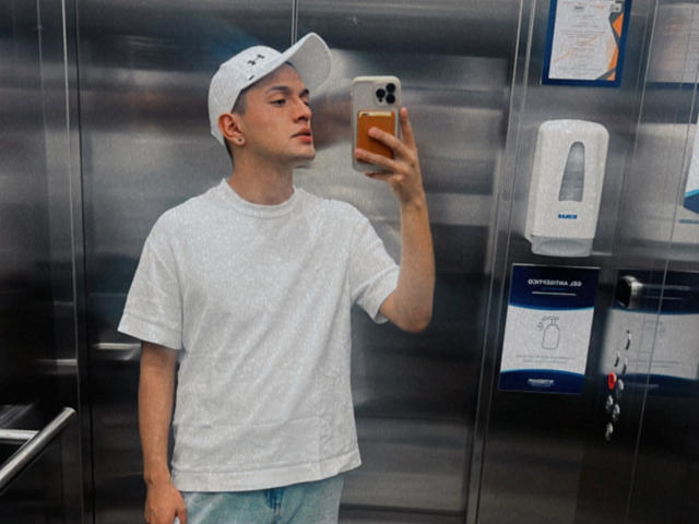 AndresSilvaa - Live Sex Cam - 24075721