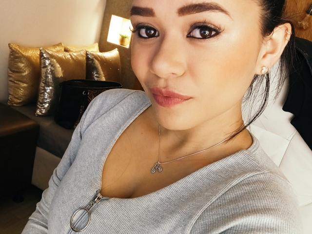 MistressVictoriaa - Live porn &amp; sex cam - 24080009