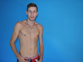 HornyWhiteBoy69 - Live sex cam - 2408090