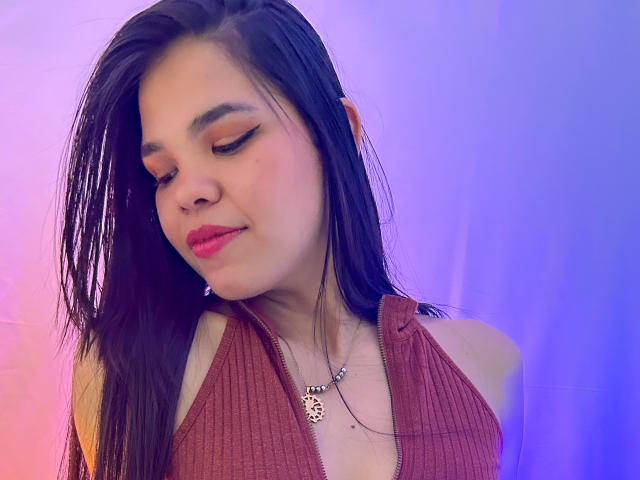 KathyaSpinelli - Sexe cam en vivo - 24081845