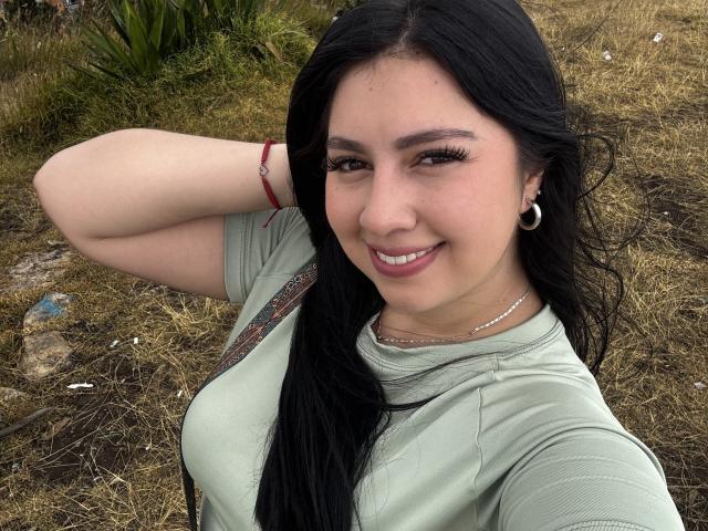 AshleeyBella - Live sex cam - 24087025