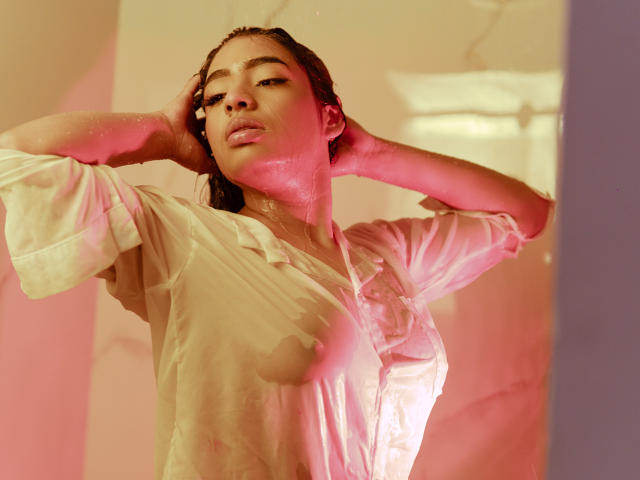 ReeganLorenz - Live sex cam - 24093313